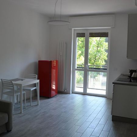 Milano Fiera City - Apartments ภายนอก รูปภาพ