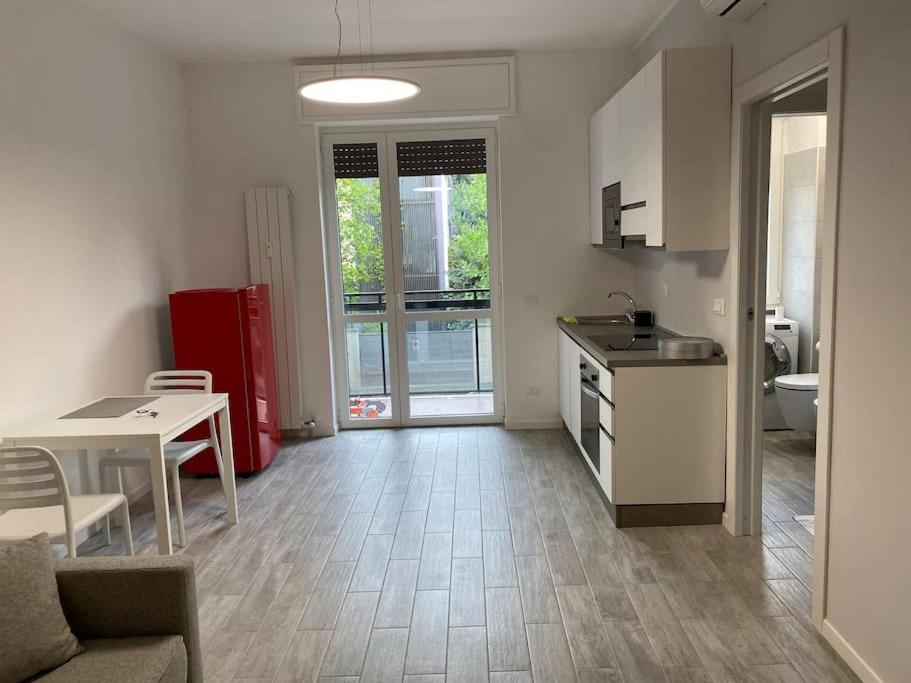 Milano Fiera City - Apartments ภายนอก รูปภาพ