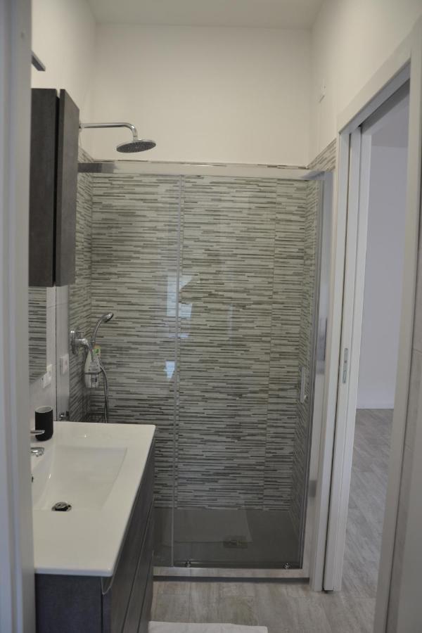 Milano Fiera City - Apartments ภายนอก รูปภาพ